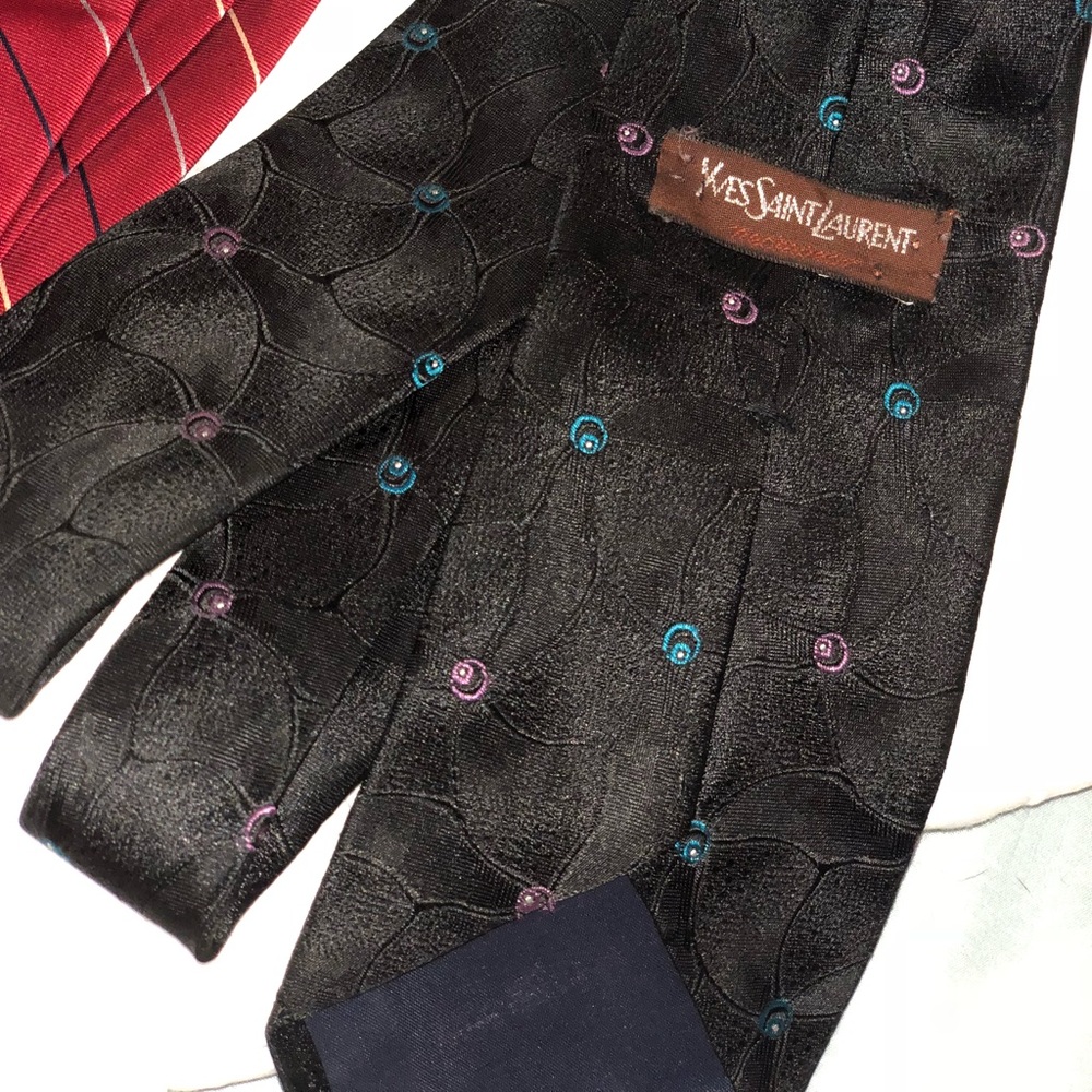 Neck tie